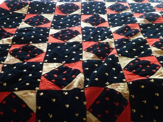 Country Antrim Coverlet 