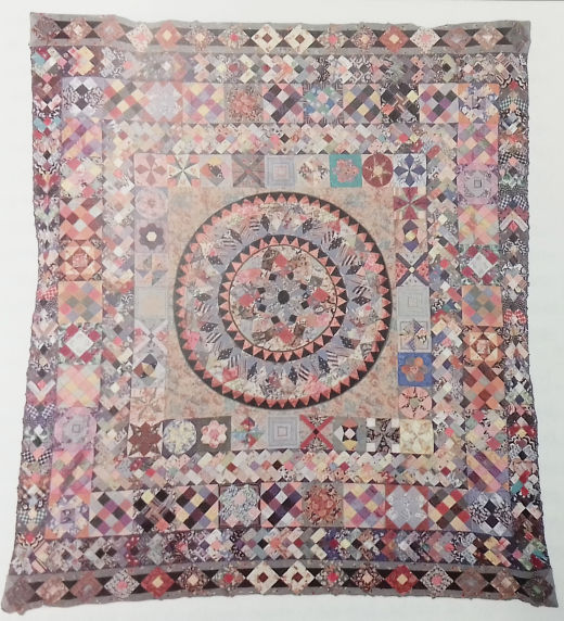 Mosaic Coverlet with Padded Centre